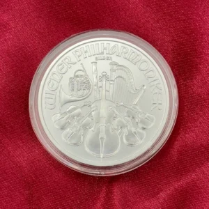 Moneta srebrna Wiedeńskiego Filharmonika 2021 w kapsule.